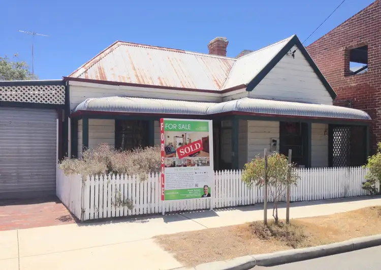 8 Ada Street, South Fremantle WA 6162