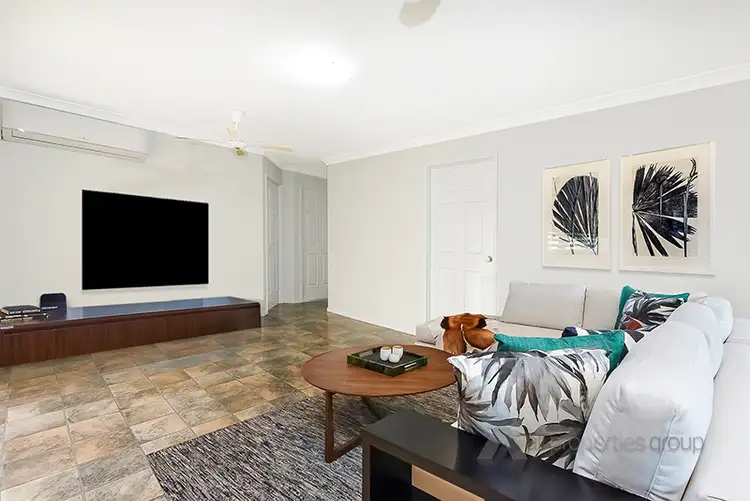 Fifth view of Homely house listing, 4 PANDANUS CT, Regents Park QLD 4118