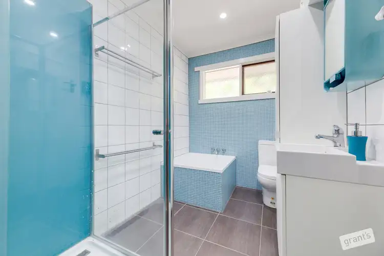 Fifth view of Homely house listing, 28 Lindsay Street, Drouin VIC 3818
