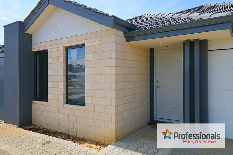 Fourth view of Homely house listing, 64 Cumbine Loop, Martin WA 6110