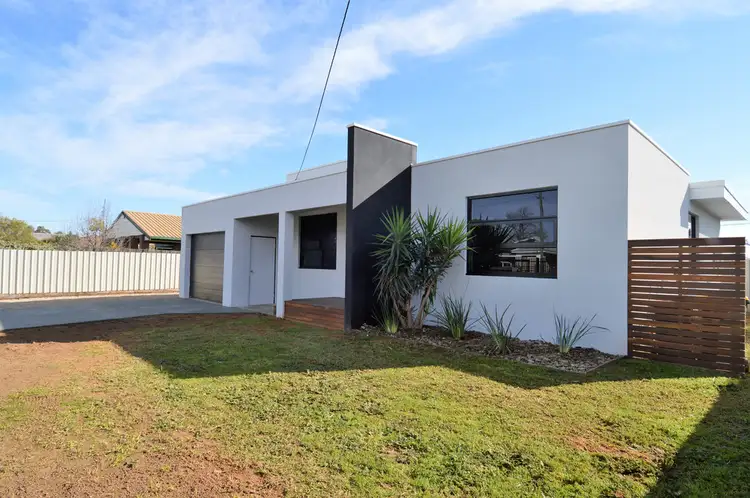 16 Maiden Street, Moama NSW 2731