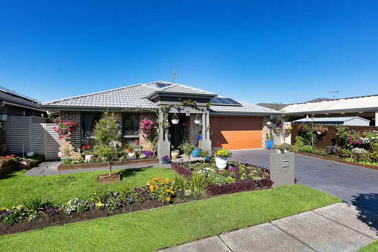 16 Wakool Crescent, Woongarrah NSW 2259