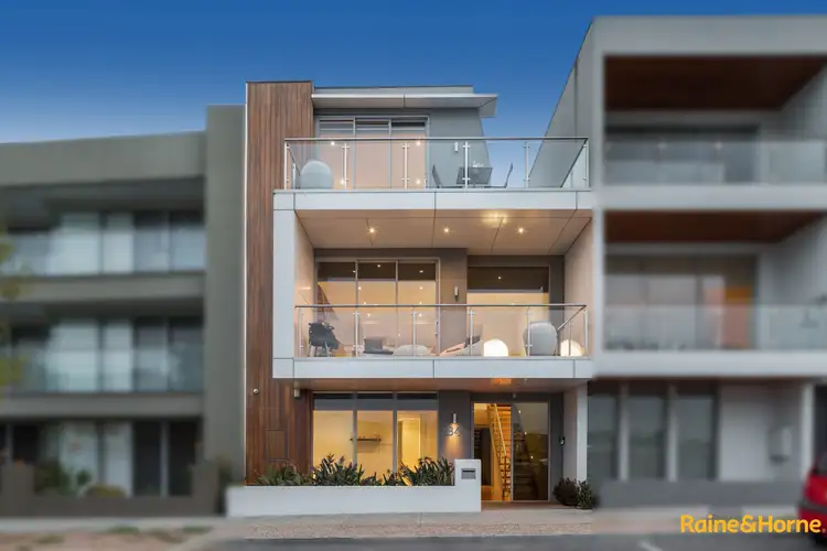 84 THE ESPLANADE, Caroline Springs VIC 3023