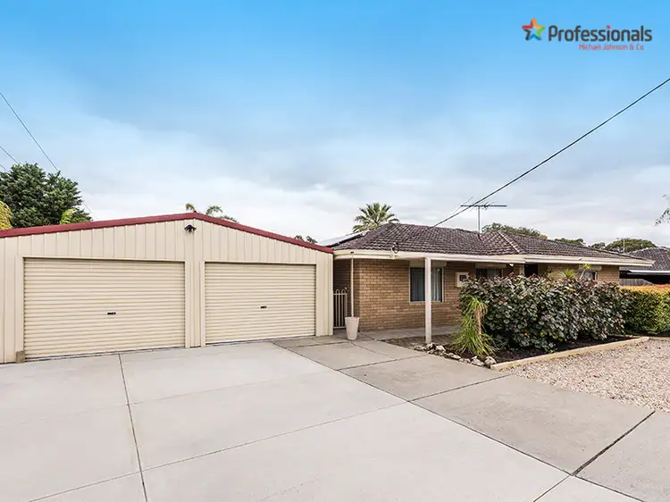27 Livingstone Way, Padbury WA 6025