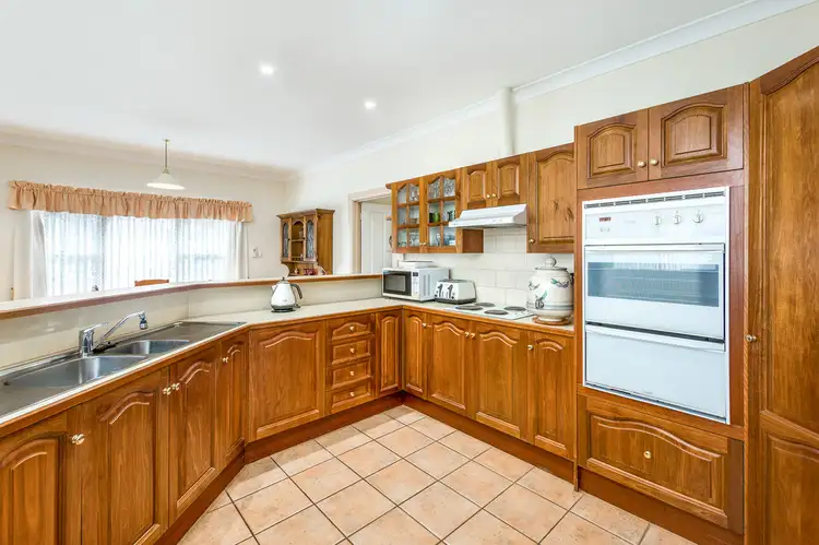 Second view of Homely house listing, 5 Fairway Court, Murray Bridge SA 5253
