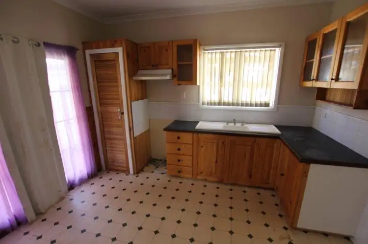 Third view of Homely house listing, 25 Pollock Avenue, Merredin WA 6415