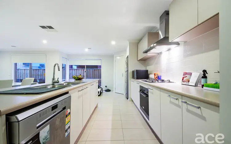 Sixth view of Homely house listing, 22 Pintail Close, Williams Landing VIC 3027