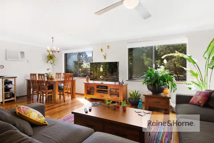 15 McLaurin Road, Umina Beach NSW 2257