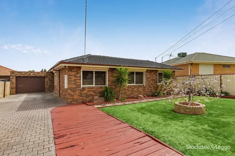 25 Glencairn Crescent, Broadmeadows VIC 3047