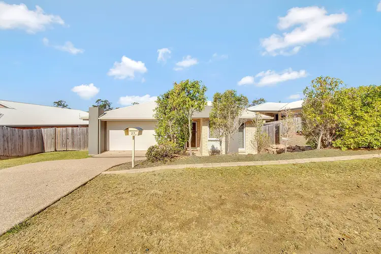 27 Iris Road, Kirkwood QLD 4680