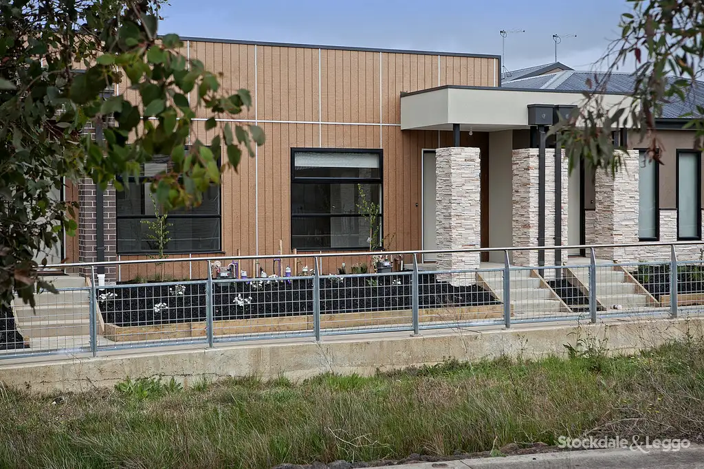Main view of Homely unit listing, 25 Fadden Mews, Officer VIC 3809