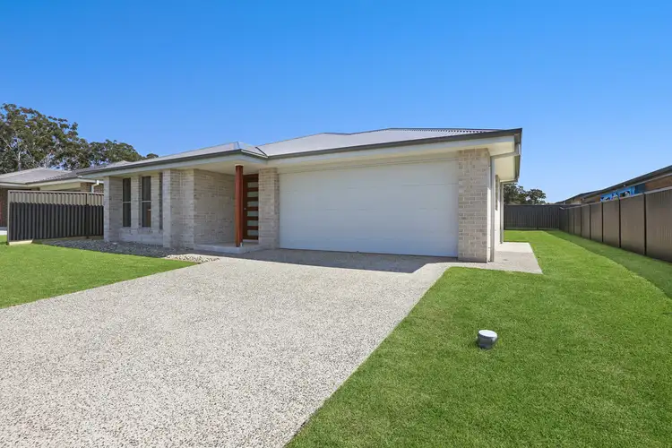 8 Tarragon Drive, Wauchope NSW 2446