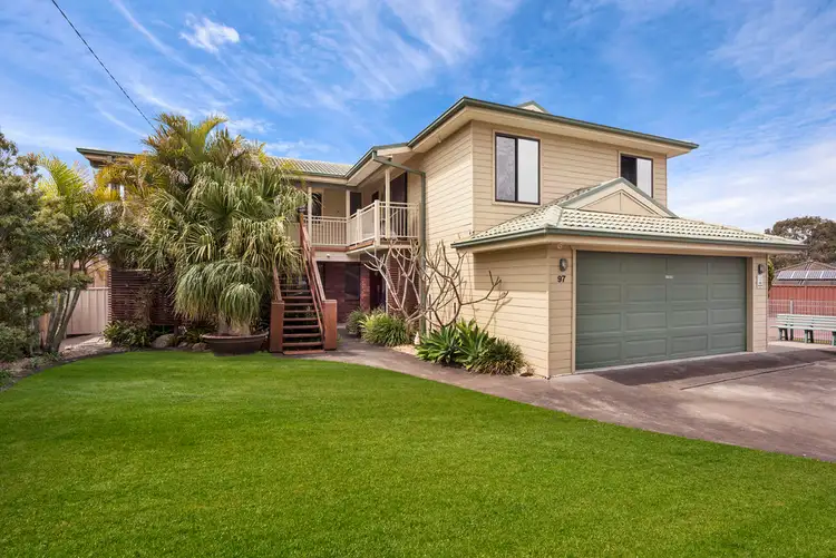 97 Woolana Avenue, Budgewoi NSW 2262