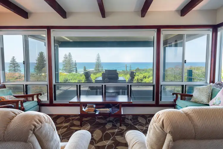 142 Ocean Road, Brooms Head NSW 2463