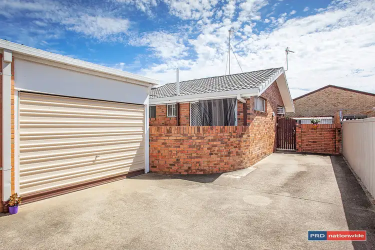 Second view of Homely unit listing, 4/20 Sonia Street, Mermaid Waters QLD 4218