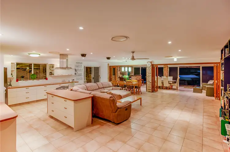 Seventh view of Homely house listing, 8 Oxford Court, Southside QLD 4570