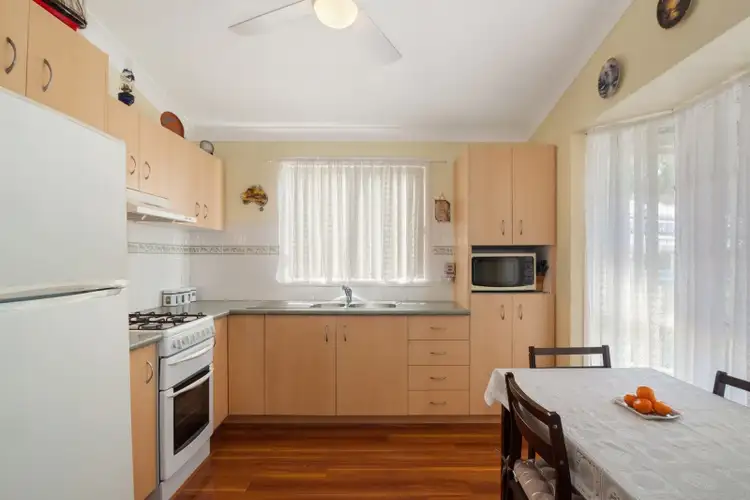 Second view of Homely house listing, 121 Callistemon Cres, Kanahooka NSW 2530