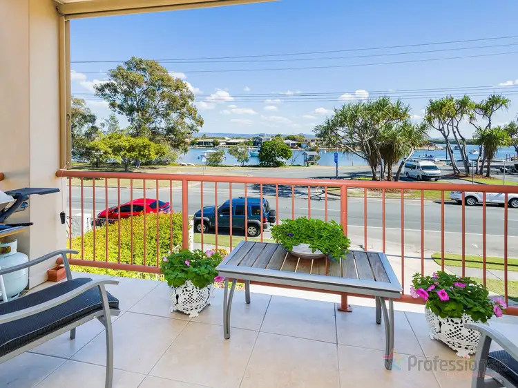 2/23 Paradise Parade, Paradise Point QLD 4216