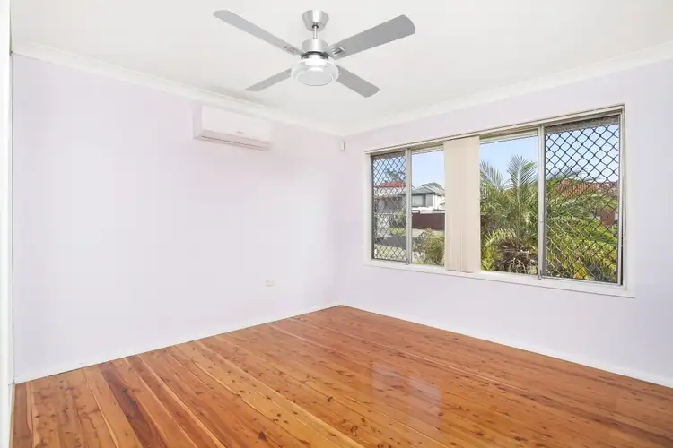 Fourth view of Homely house listing, 10 GIPPS CRESCENT, Barrack Heights NSW 2528