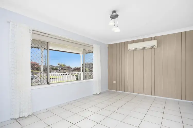 Sixth view of Homely house listing, 10 GIPPS CRESCENT, Barrack Heights NSW 2528