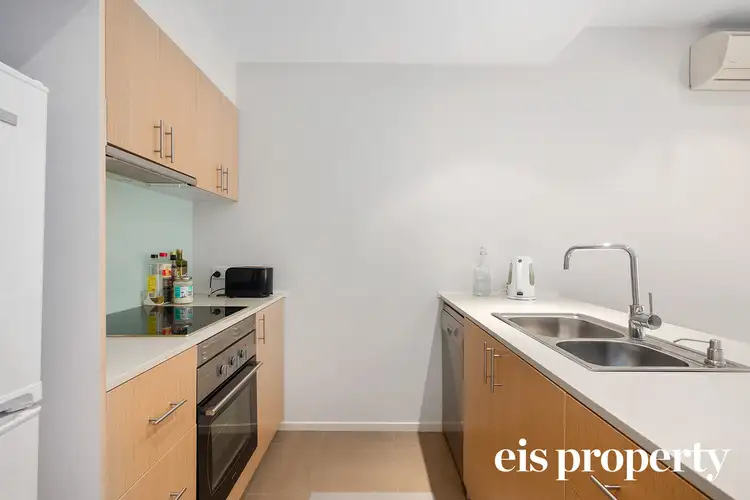 Fourth view of Homely apartment listing, 2/166 Bathurst Street, Hobart TAS 7000