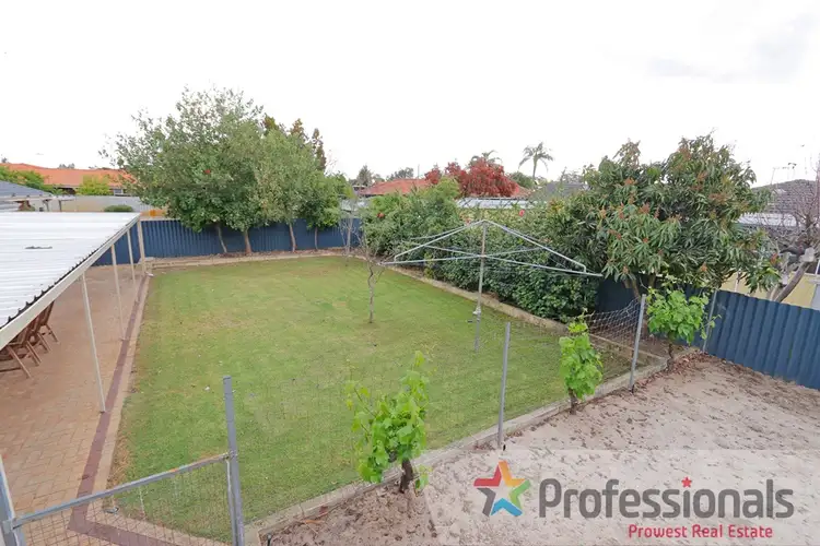 29 Camsell Way, Ferndale WA 6148