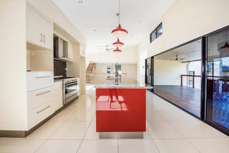 Sixth view of Homely house listing, 10 Bangalow Court, Andergrove QLD 4740