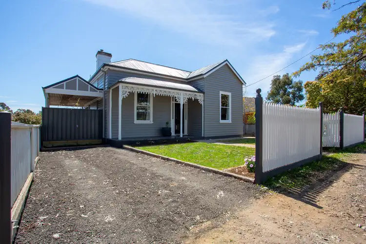 98 Marong Road, Bendigo VIC 3550