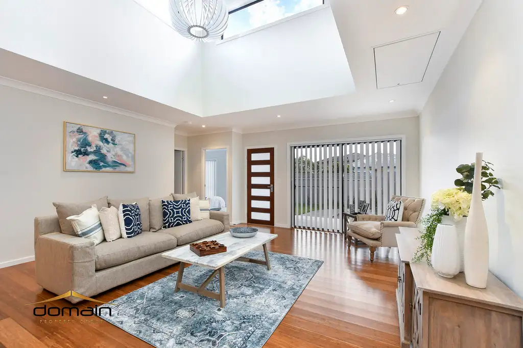 Main view of Homely villa listing, 2/127-129 Barrenjoey Road, Ettalong Beach NSW 2257