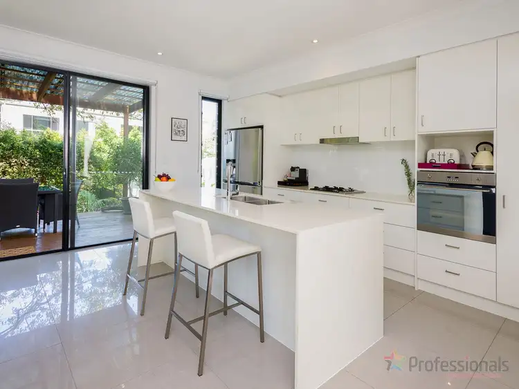 Second view of Homely townhouse listing, 1/323 Bayview Street, Hollywell QLD 4216