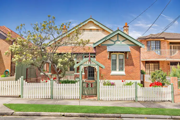 18 The Parade, Enfield NSW 2136