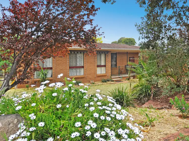 11 James Street, Junee NSW 2663