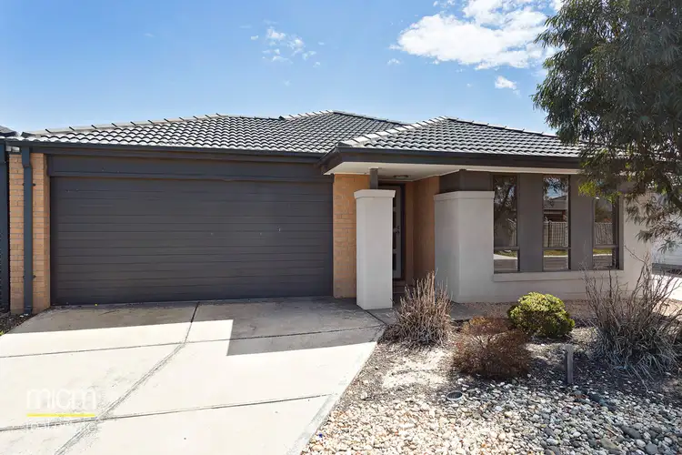 4 Warunda Parade, Point Cook VIC 3030