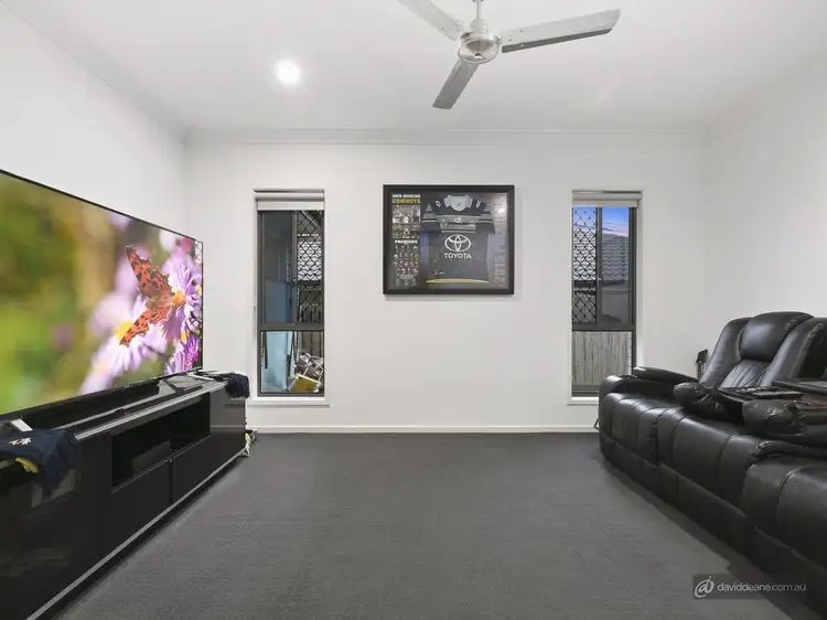 Third view of Homely house listing, 33 Bowerbird Crescent, Dakabin QLD 4503