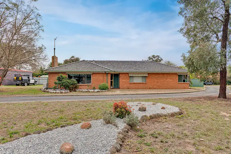 11 Rex Street, Goulburn NSW 2580