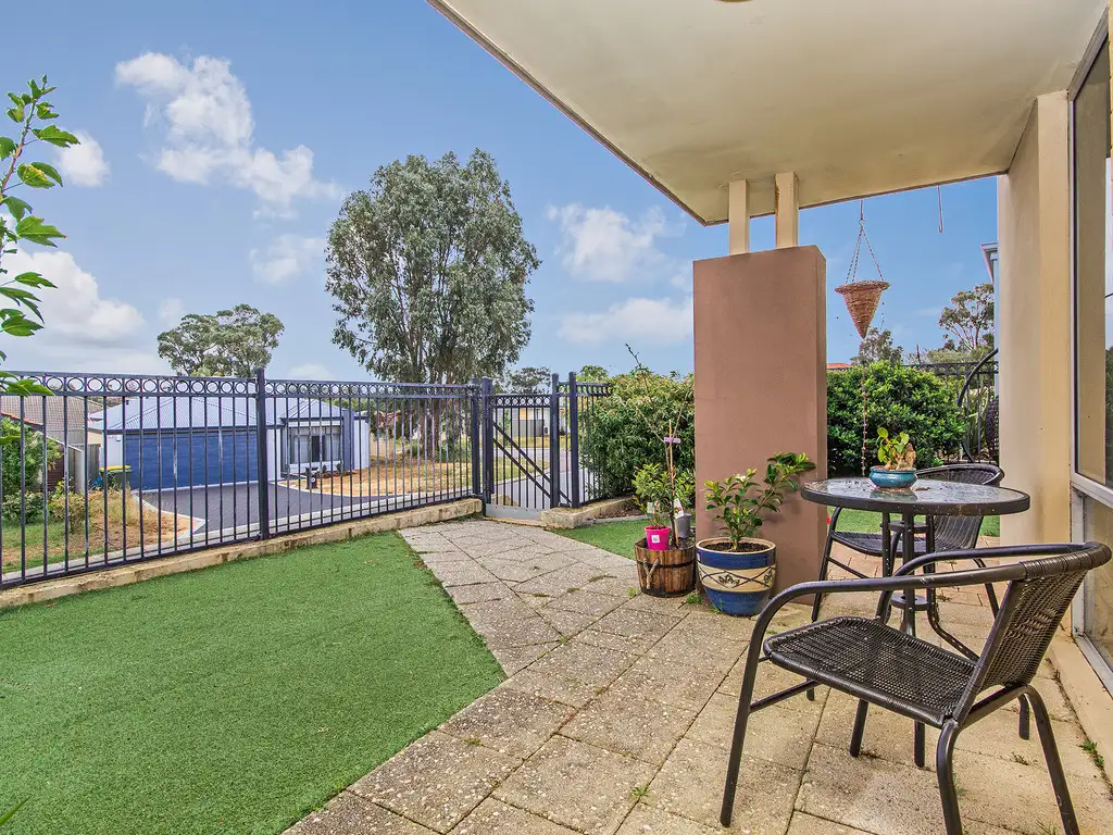 Main view of Homely house listing, 10 Fareham Crescent, Wellard WA 6170