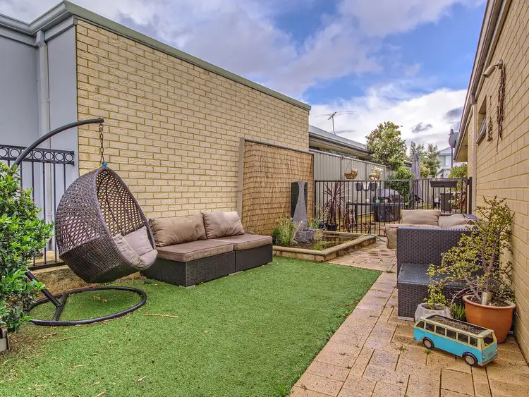 Fifth view of Homely house listing, 10 Fareham Crescent, Wellard WA 6170