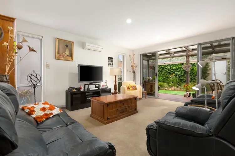 24 Ormond Boulevard, Bundoora VIC 3083