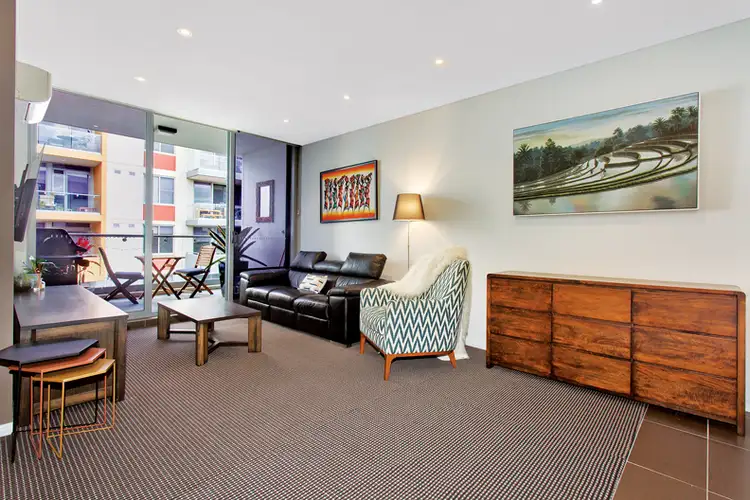 118/79 Macpherson Street