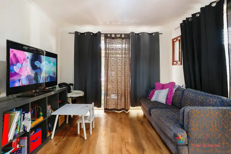 Seventh view of Homely house listing, 2 Banyan Close, Marangaroo WA 6064