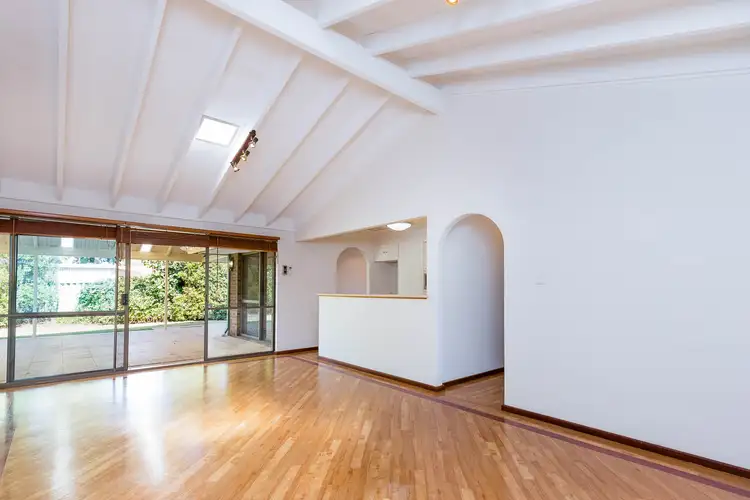 Fifth view of Homely house listing, 16 Rolland Court, Leeming WA 6149