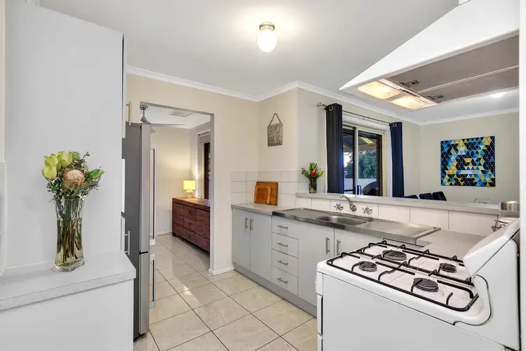 Fifth view of Homely house listing, 2 Cargo Court, Seaford Rise SA 5169