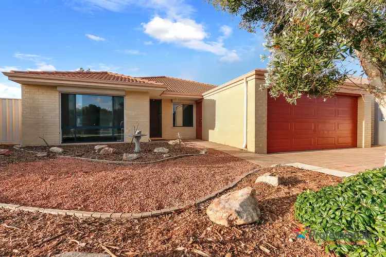 7 Saffron Way, Landsdale WA 6065