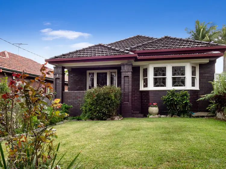 2 Johnson Avenue, Dulwich Hill NSW 2203