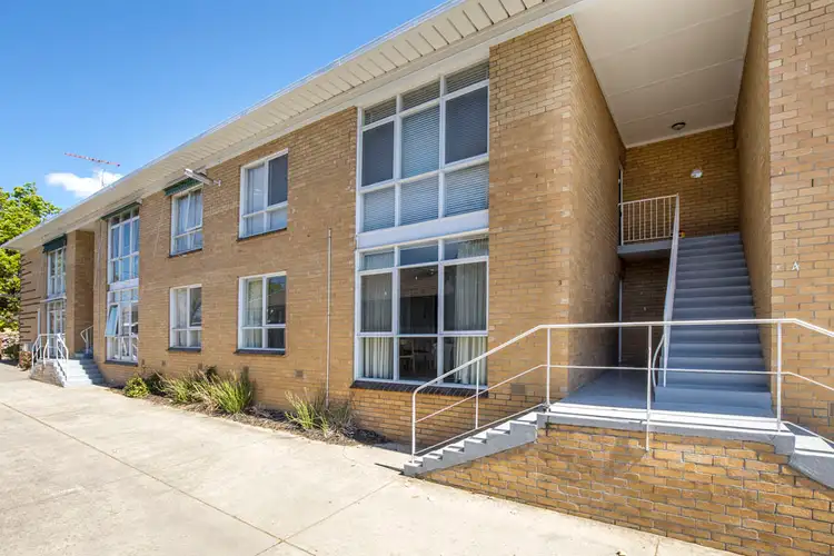 3/12 Fletcher St, Essendon VIC 3040