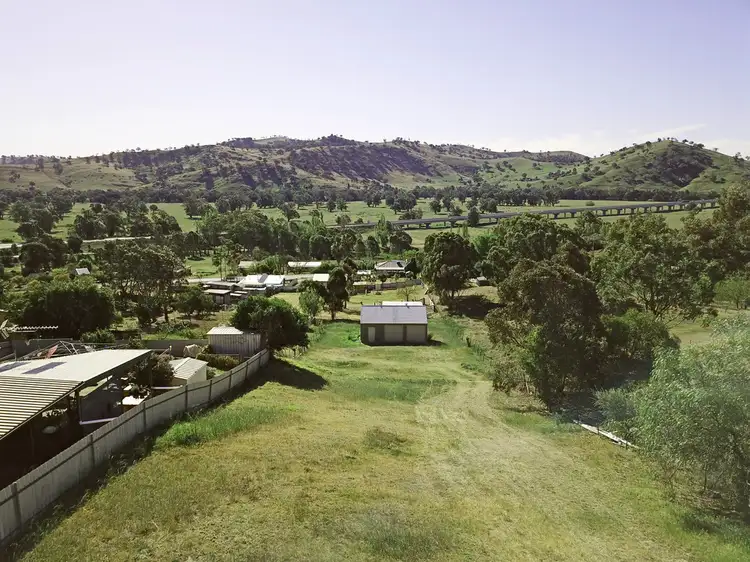 77 Eagle Street, Gundagai NSW 2722