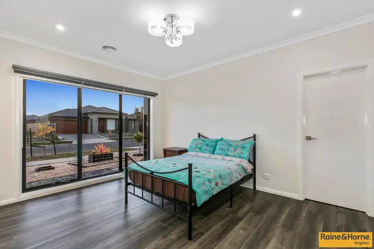 Sixth view of Homely house listing, 8 Macarthur Way, Mickleham VIC 3064