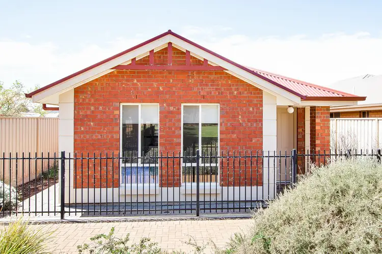 2 Orange Lane, Seaford Meadows SA 5169