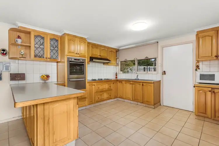 Second view of Homely house listing, 8 Ryall Court, Doncaster VIC 3108