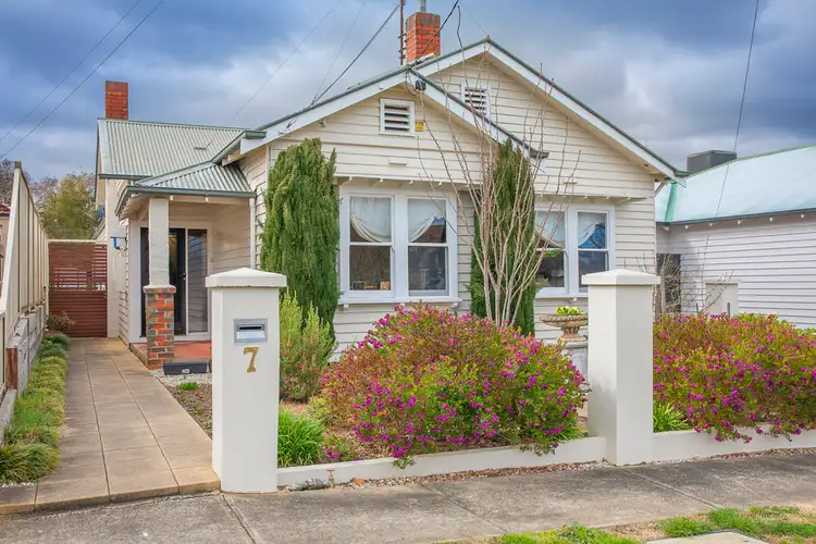 7 Malakoff Street, Newington VIC 3350